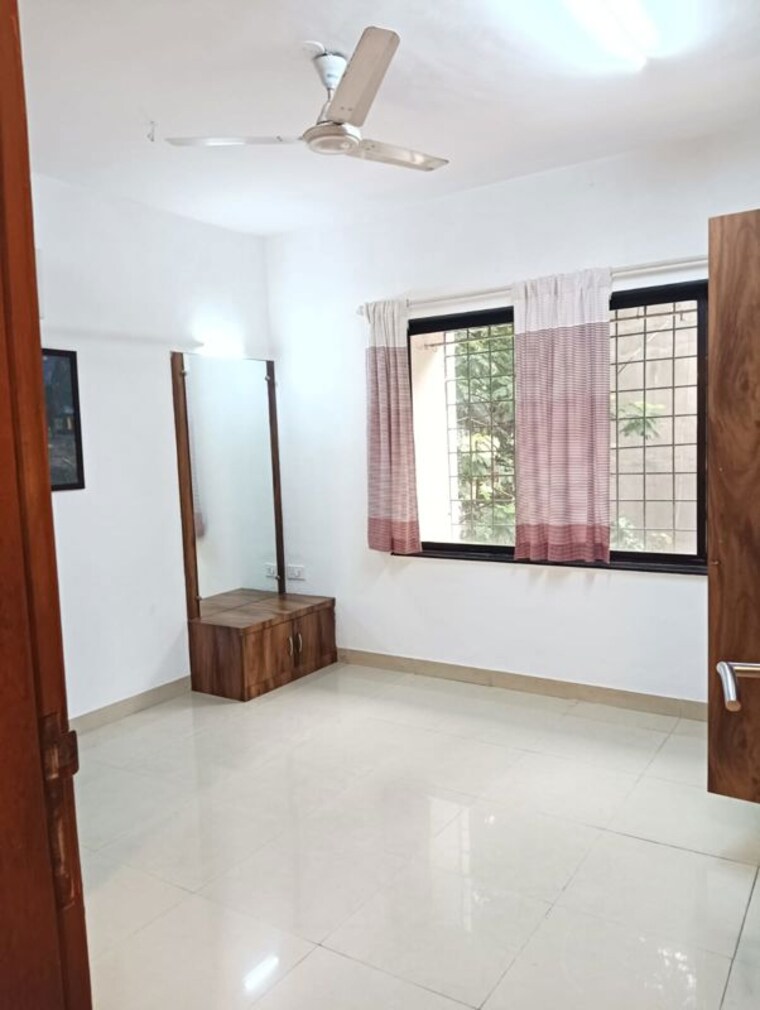 Room, suchidham-complex 2 Bedroom 800 Sq.Ft. Apartment In Goregaon East Mumbai 10572604