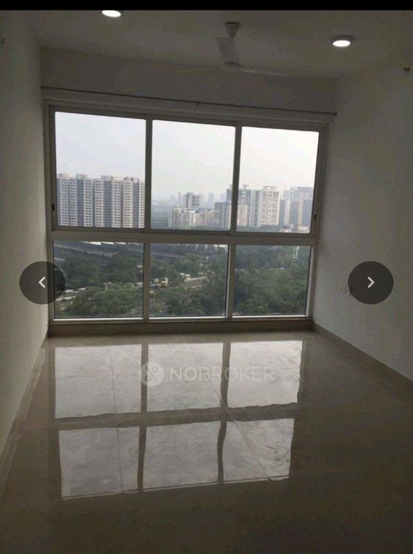 1 BHK 350 Sq.Ft. Apartment in Rustomjee Bella Phase 1