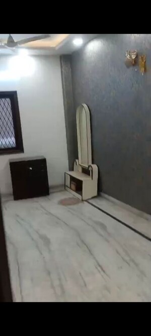 3 BHK Builder Floor For Rent in Govindpuri
