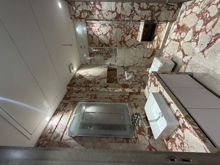 Attached Bathroom, new rajinder nagar 4 Bedroom 500 Sq.Yd. Builder Floor In New Rajinder Nagar Delhi 10572587