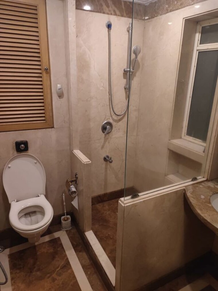 Bathroom, jogeshwari west 3 Bedroom 1500 Sq.Ft. Apartment In Jogeshwari West Mumbai 10567803