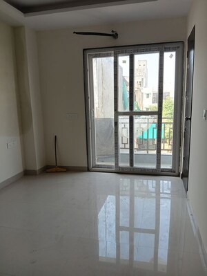 Room in 3 BHK Independent House at Sector 23 – for Rent