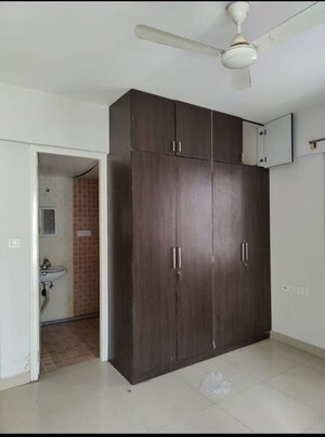 Room in 3 BHK Apartment at Confident Phoenix, Kasavanahalli – for Sale