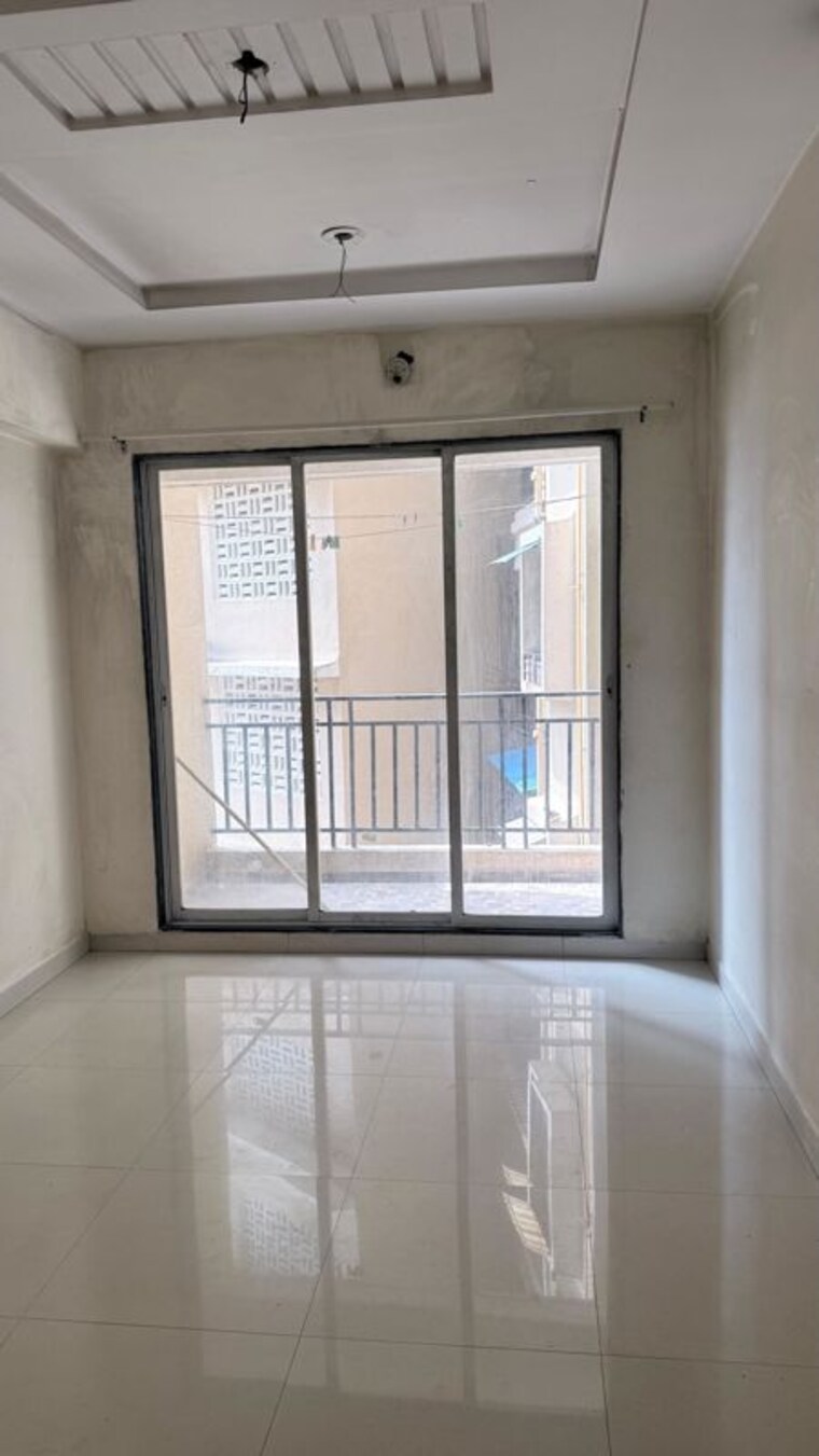 Room, sadguru-nakshtra 1 Bedroom 640 Sq.Ft. Apartment In Titwala Thane 10572661