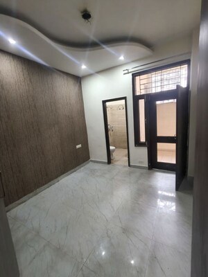 3 BHK Apartment For Rent in Pir Machalla