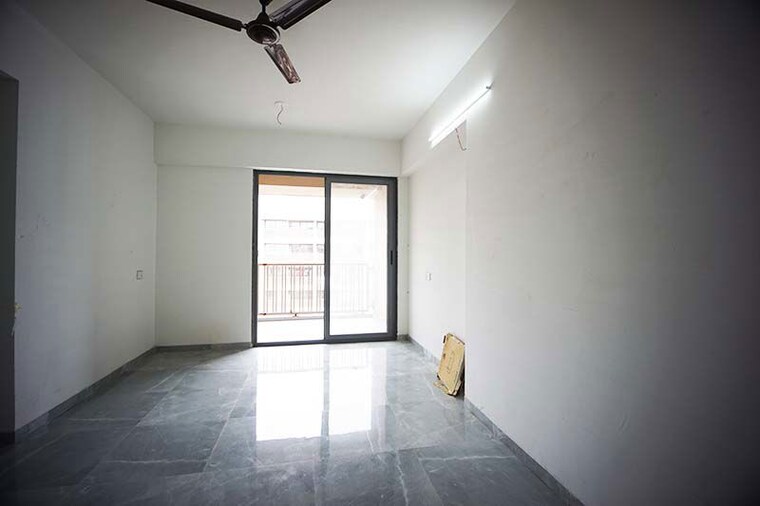 Room, zundal 3 Bedroom 205 Sq.Yd. Apartment In Zundal Ahmedabad 10572682