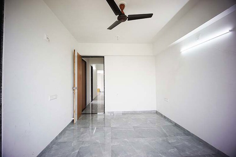 Room, zundal 3 Bedroom 205 Sq.Yd. Apartment In Zundal Ahmedabad 10572682