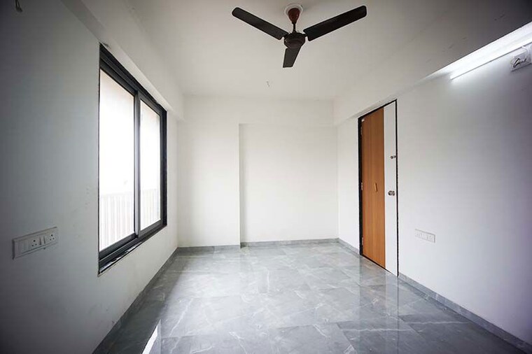 Room, zundal 3 Bedroom 205 Sq.Yd. Apartment In Zundal Ahmedabad 10572682