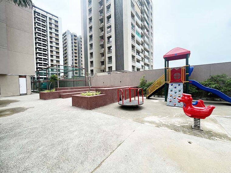 Exterior View, zundal 3 Bedroom 205 Sq.Yd. Apartment In Zundal Ahmedabad 10572682