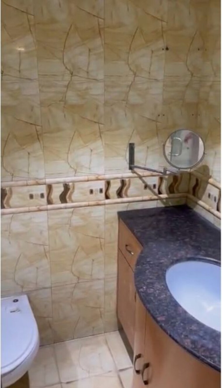 Bathroom, chembur 3 Bedroom 1560 Sq.Ft. Apartment In Chembur Mumbai 10572712
