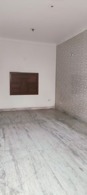 3 BHK Independent House For Rent in Sector 37