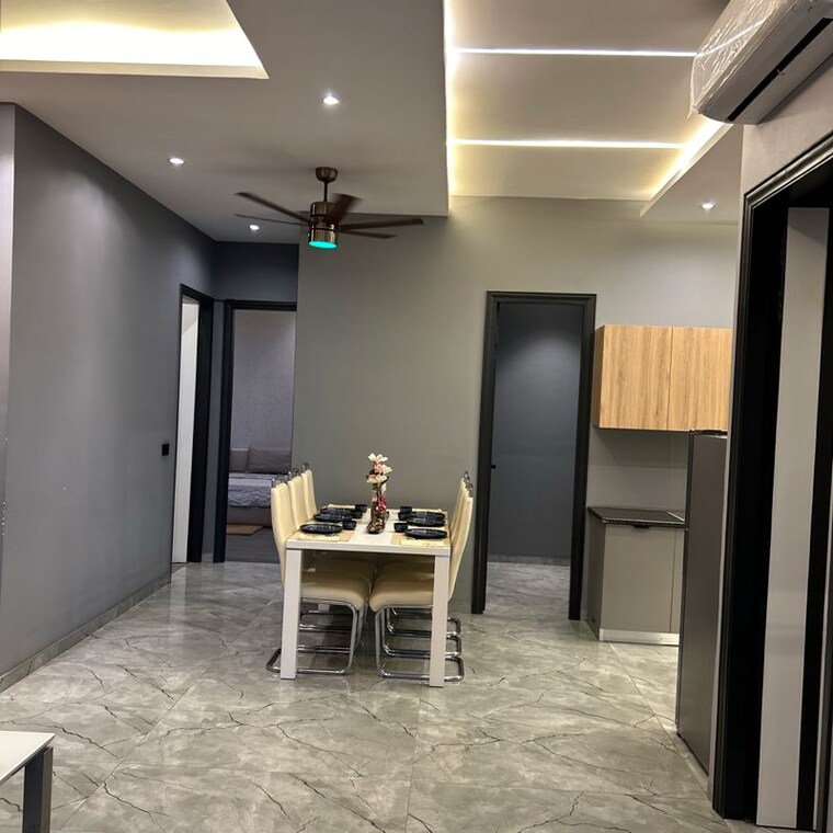 Team Area, t-and-t-digitown-phase-1 3 Bedroom 1940 Sq.Ft. Apartment In Siddharth Vihar Ghaziabad 9293019
