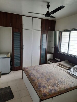 Master Bedroom in 2 BHK Apartment at Mahatma Society – for Rent