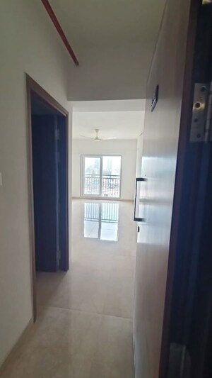 Room in 2 BHK Apartment at Shapoorji Pallonji BKC 28, Bandra East – for Sale