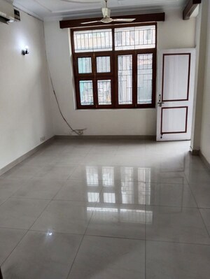 Room in 3.5 BHK Apartment at Ip Extension – for Sale