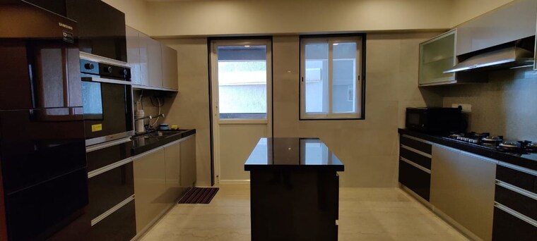 Team Area, supreme-amadore 5 Bedroom 3035 Sq.Ft. Apartment In Baner Pune 10572414