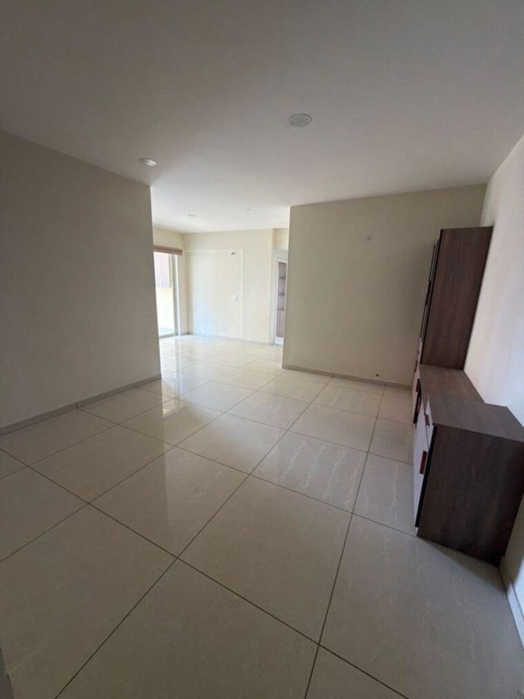 Bathroom, sector 23 3 Bedroom 1500 Sq.Ft. Builder Floor In Sector 23 Gurgaon 10572777