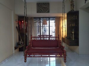 Living Room in 2.5 BHK Apartment at Mayuresh Park, Bhandup West – for Sale