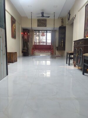 Living Room in 2.5 BHK Apartment at Mayuresh Park, Bhandup West – for Sale