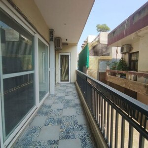 Balcony in 1 RK Builder Floor at Sector 55 – for Rent