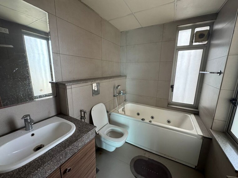 Bathroom, sector 52 3 Bedroom 1621 Sq.Ft. Builder Floor In Sector 52 Gurgaon 10572814