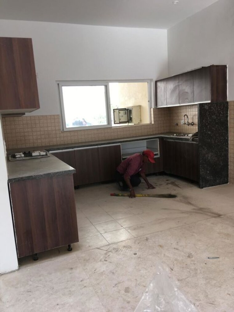 Room, mapsko-casa-bella-villas 5 Bedroom 300 Sq.Yd. Villa In Sector 82 Gurgaon 10572824