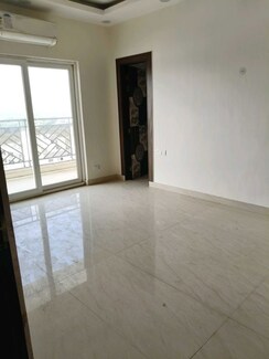 3 BHK + Prayer Room,Study Room,Store Room Builder Floor For Rent in Palam Vihar Residents Association