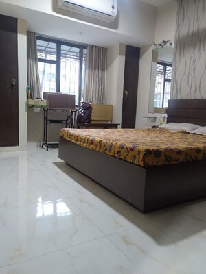 Bedroom in 2.5 BHK Apartment at Mayuresh Park, Bhandup West – for Rent