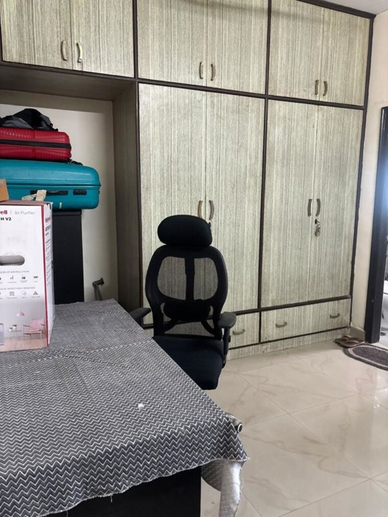Team Area, sector 21c 3 Bedroom 1450 Sq.Ft. Apartment In Sector 21c Faridabad 10572811