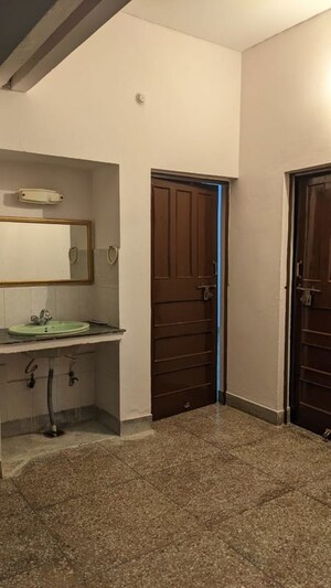 Kitchen in 2 BHK Builder Floor at Rajender Nagar – for Rent