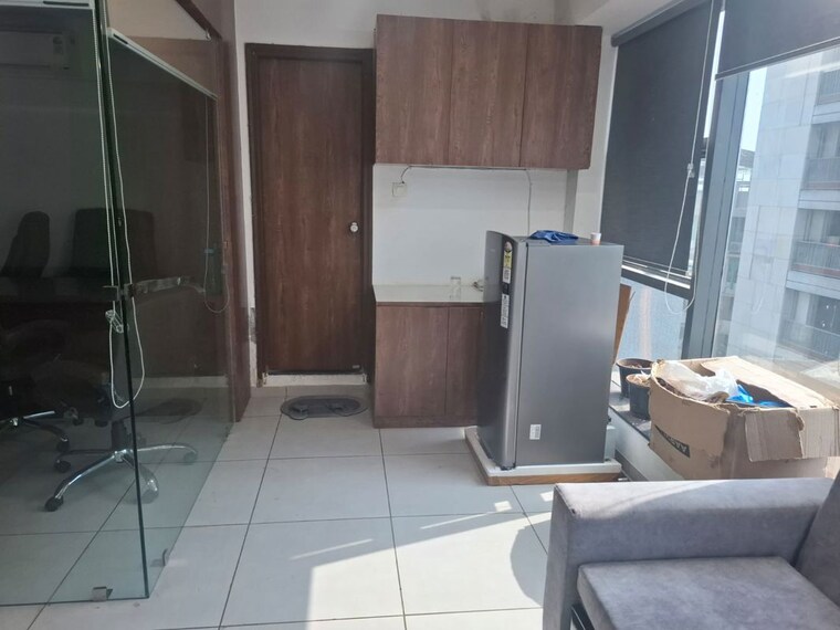 Living Room, science city Commercial Office Space 1049 Sq.Ft. In Science City Ahmedabad 10572807