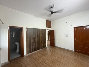 3 BHK Independent House For Rent in Krishna Nagar
