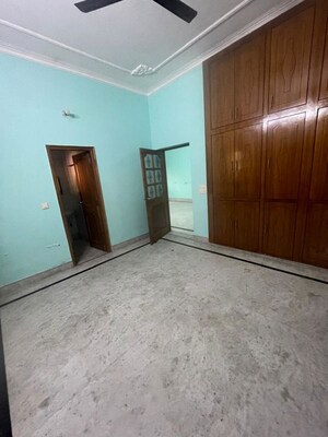 2 BHK Builder Floor For Rent in Banjarawala