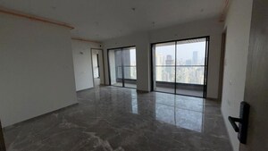 Hall in 4 BHK Apartment at Kalpataru Magnus, Bandra East – for Rent