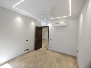 Room in 3 BHK Builder Floor at Palam Vihar Residents Association, Palam Vihar – for Rent