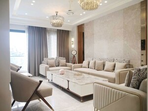 Bedroom in 4 BHK Builder Floor at Sector 22 – for Rent