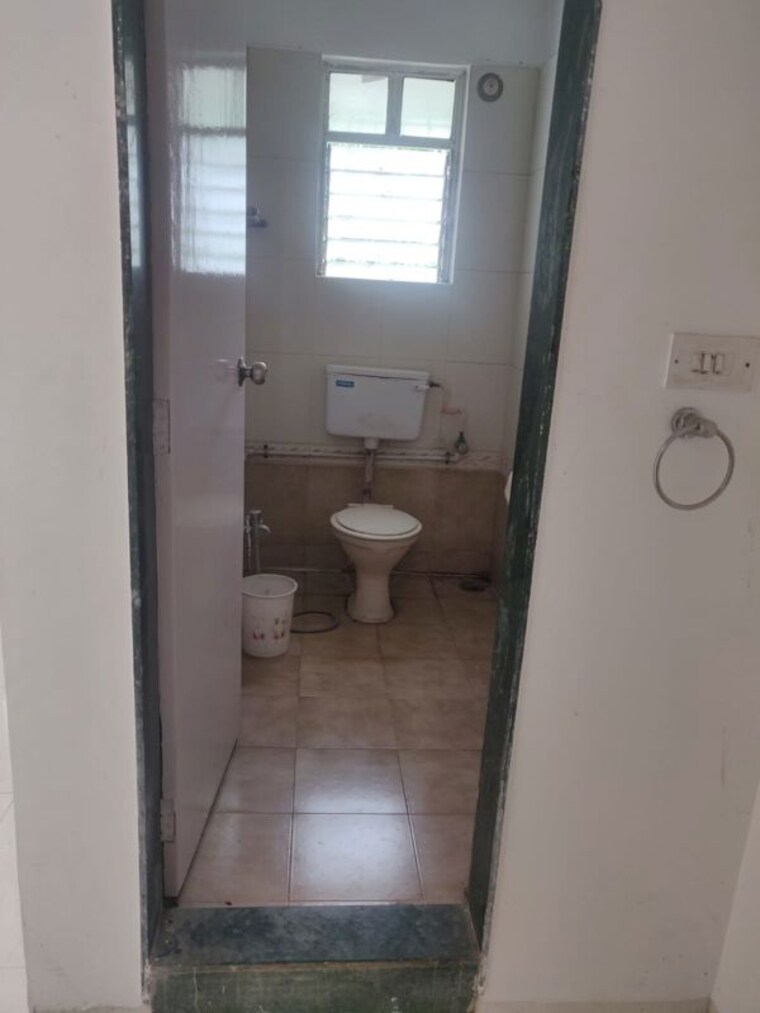 Bathroom, ganga-savera 1 Bedroom 555 Sq.Ft. Apartment In Wanwadi Pune 10572897