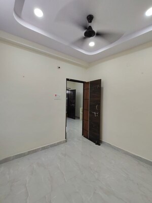 Room in 1 BHK Apartment at Golden Tulip Kondapur, Kondapur – for Rent