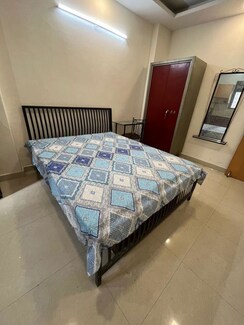1 RkBuilder Floor For Rent in Sector 57
