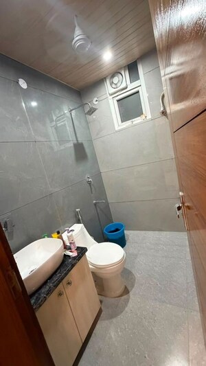 Bathroom in 1 RK Builder Floor at Saharanpur Road – for Rent