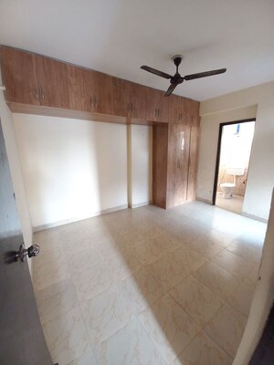 Room in 2 BHK Apartment at Apex Our Homes, Sector 37c – for Rent
