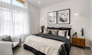 Bedroom in 3 BHK Builder Floor at Sector 104 – for Sale