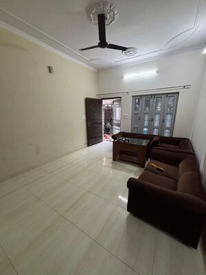 2 BHK Builder Floor For Rent in Shimla Bypass Road
