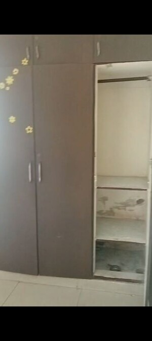 Furnished Amenities in  Apartment at Gaur City 5th Avenue, Sector 4 Greater Noida – for Rent