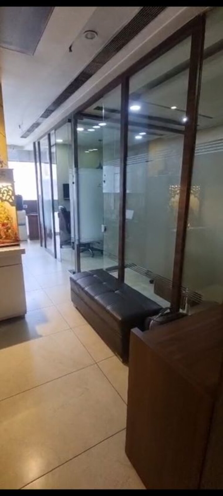 Living Room, pitampura Commercial Office Space 650 Sq.Ft. In Pitampura Delhi 10572859