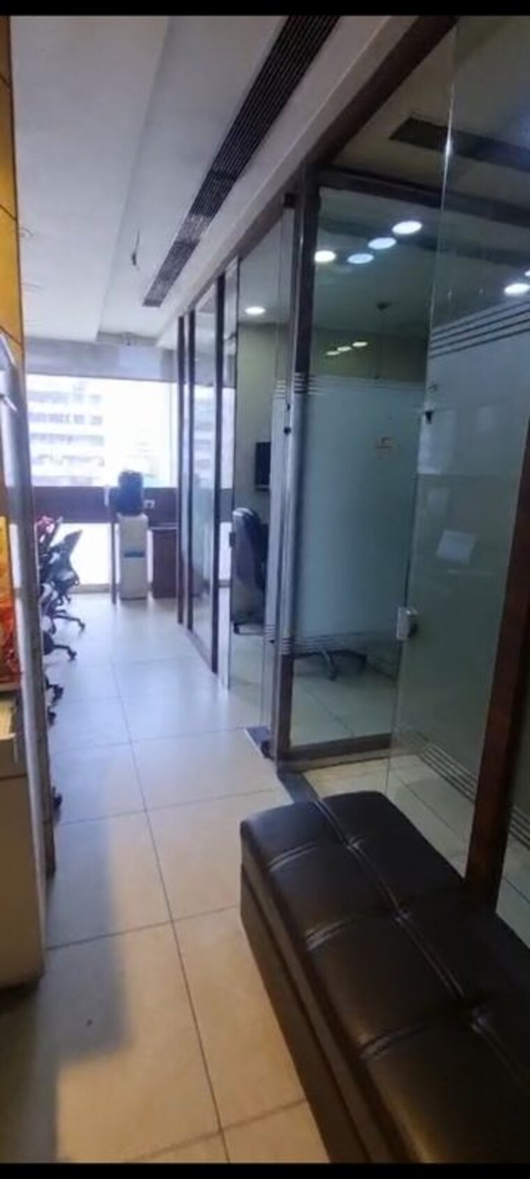 undefined, pitampura Commercial Office Space 650 Sq.Ft. In Pitampura Delhi 10572859