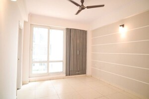 Room in 2 BHK Apartment at Value Meadows Vista, Raj Nagar Extension – for Sale