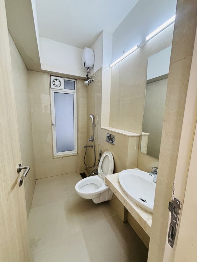 Bathroom, l-and-t-rejuve-360 3.5 Bedroom 1380 Sq.Ft. Apartment In Mulund West Mumbai 10572962