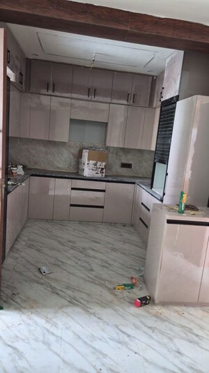 Kitchen in 2 BHK Builder Floor at Shimla Bypass Road – for Rent