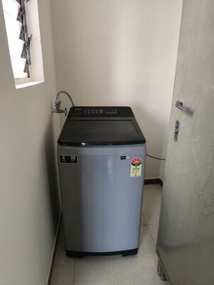 Furnished Amenities in 1 BHK Apartment at Konark Splendour, Kalyani Nagar – for Rent
